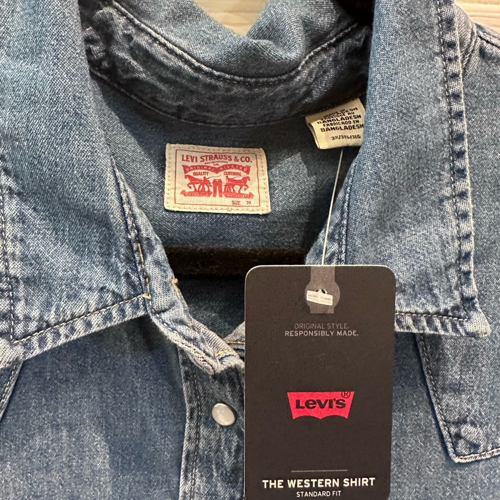 Levi's Blue Denim Western Shirt with Red Logo Tag - Picture 4 of 6